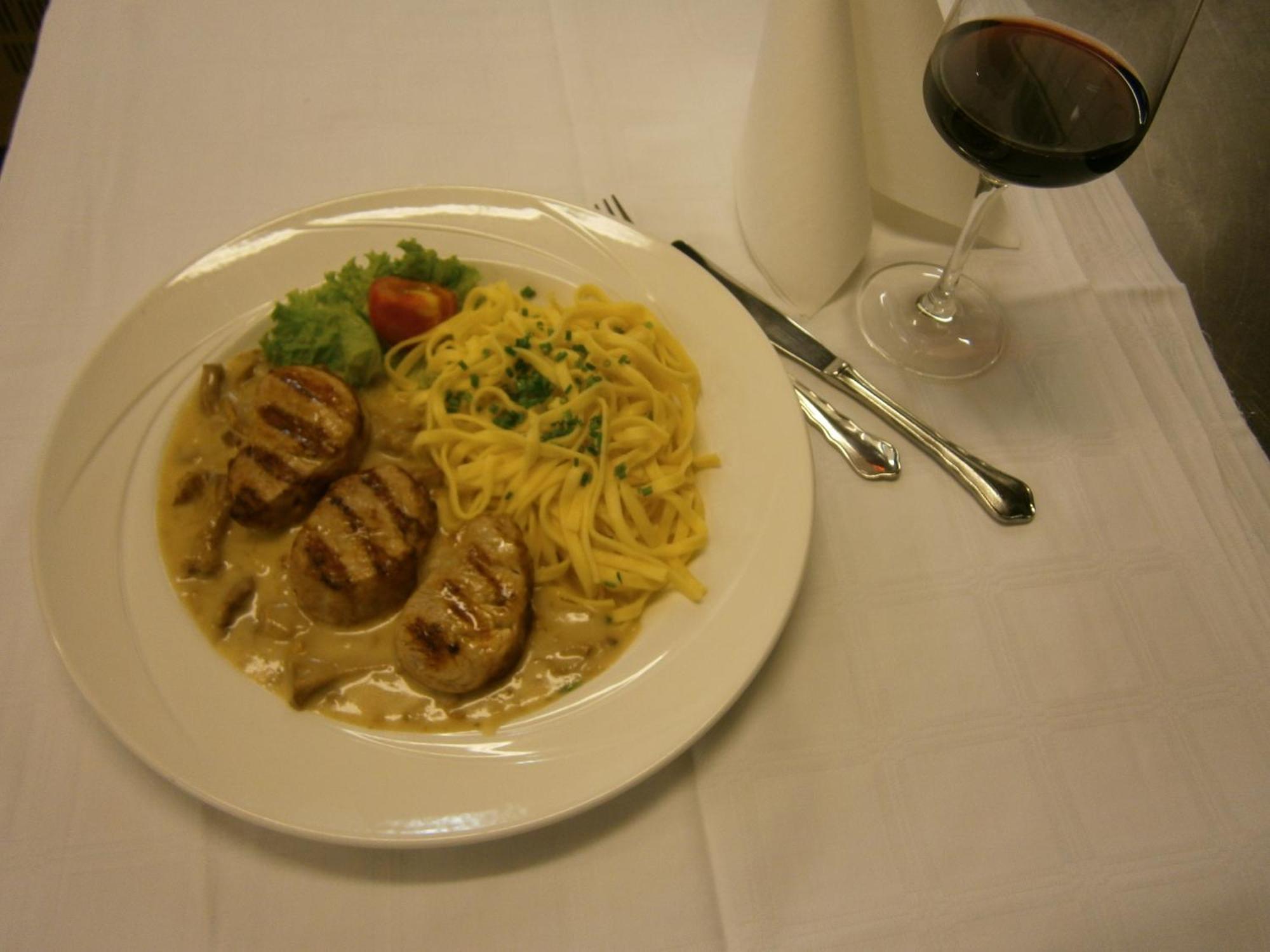 Gasthof Restaurant Zum Brauhaus ฮาร์ทแบร์ก ภายนอก รูปภาพ